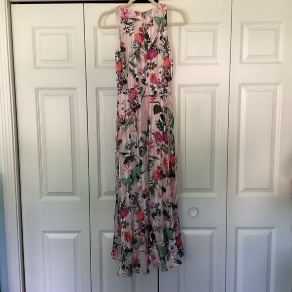💖⭐️Host Pick⭐️💖Banana Republic Pink Botanical Print Maxi Dress Size 2 - Picture 4 of 8